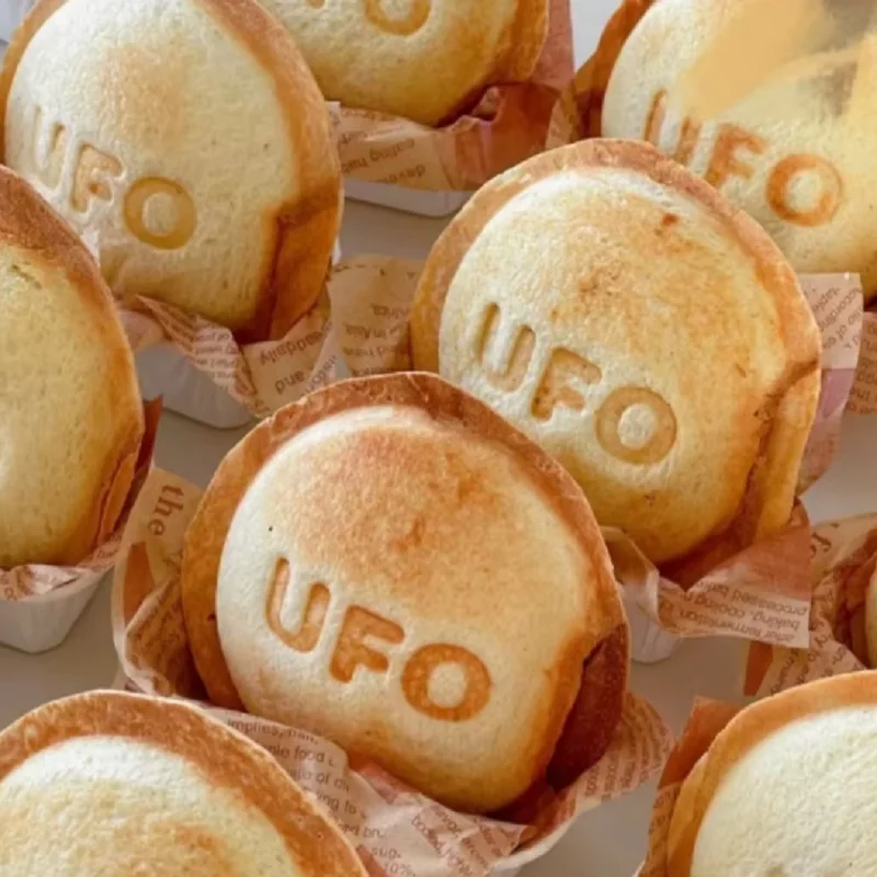 110V 220V 프리스비 모양의 회전 아이스크림 버거 기계 상업용 크림 빵 핫 프레스