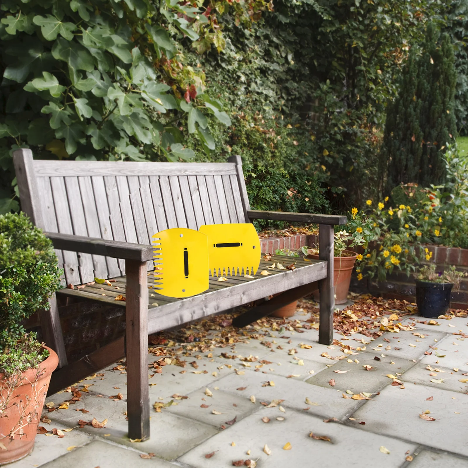 

2Pairs Versatile Garden Rake Ergonomic Grip Leaf Collector for Lawn Tools Efficiently Loosen Sanitation Agriculture