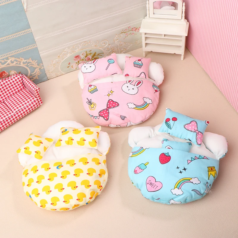 1:12 Doll Miniature Round Sleeping Bag Bed With Two Pillow Dollhouse Bedroom Furniture Accessories Micro Home Scene Decor Props