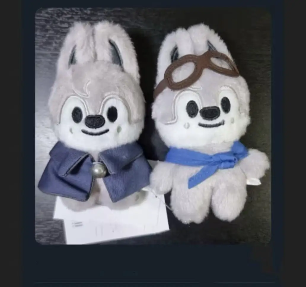 

SKZOO Stray Kids Keychain Plush Keychain Pilot's Water Scarf Plush Backpack Accessories Magic Academy Cloak Children's Toy Gift