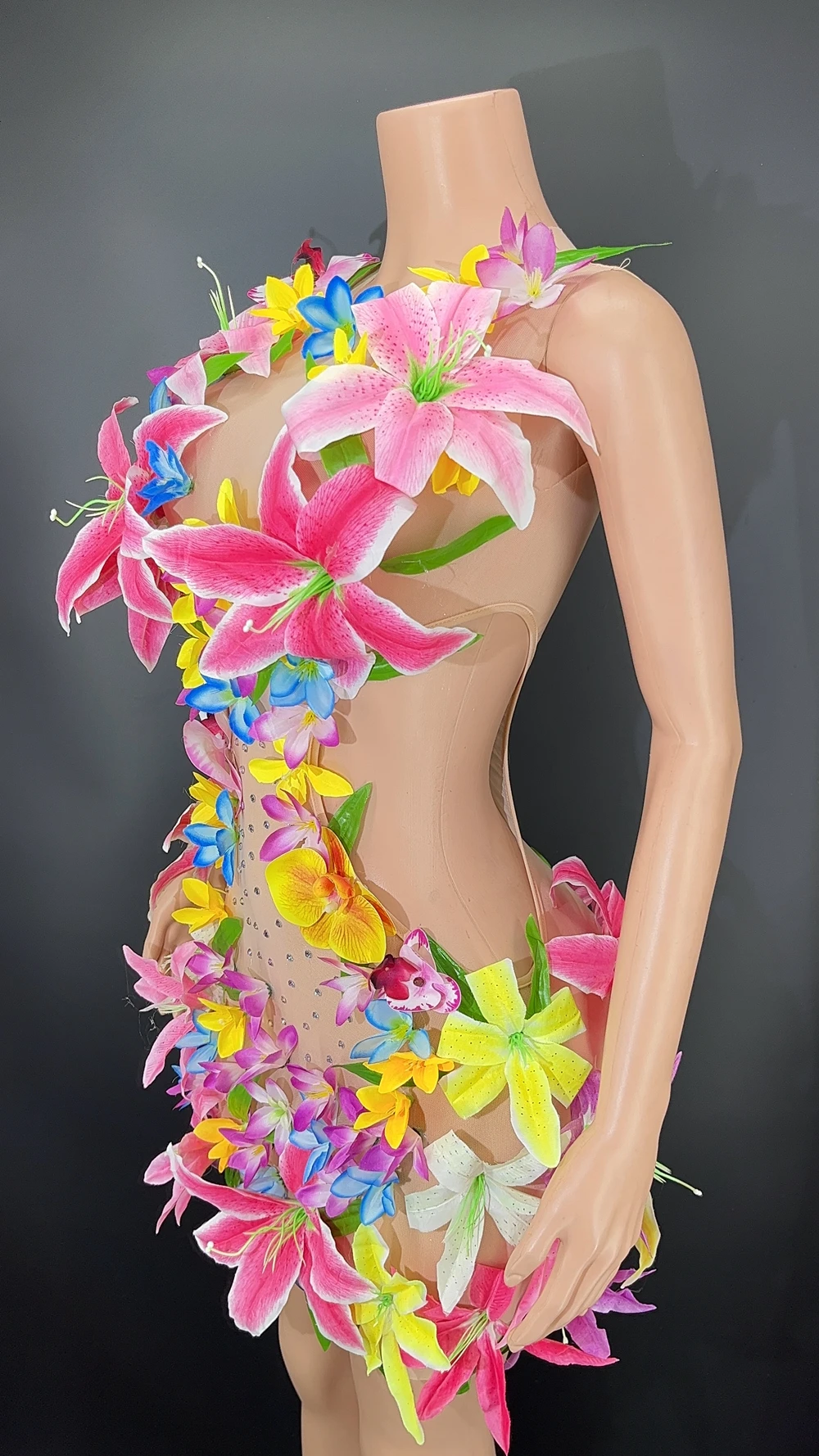 Vestido de flores transparentes de malla desnuda para mujer, traje Sexy para actuación en club nocturno, espectáculo, ropa de escenario, vestido de cumpleaños para mujer, nuevo