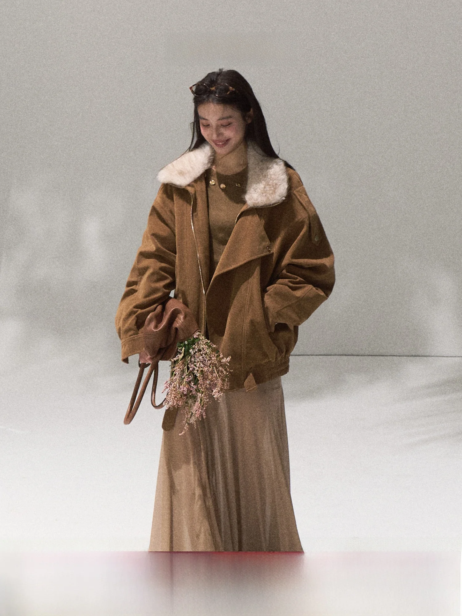 

OAKMOO Vintage Loose Fit ort Cotton Jaet with Fur Collar Single-Sided Velvet Ladies Outerwear Thi Winter Coat