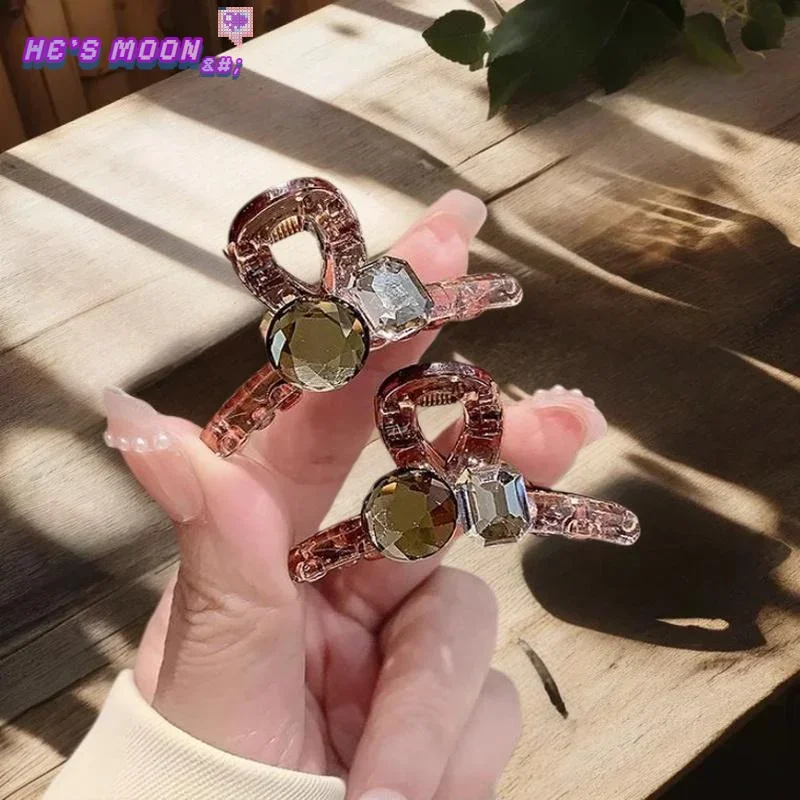 لطيف صغير الراين اللؤلؤ مخلب شعر رائعة صغيرة القرش كليب ل الانفجارات الأميرة أنماط غطاء الرأس النساء فتاة الاستخدام اليومي الهدايا