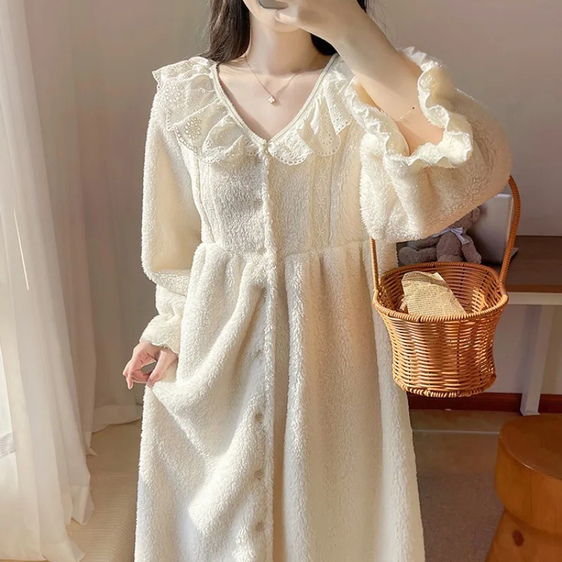 Women's Winter Korean Coral Fleece Nightgown Thickened Sweet Princess Style Loungewear Cozy Comfort Sweet Princess Style XL Size