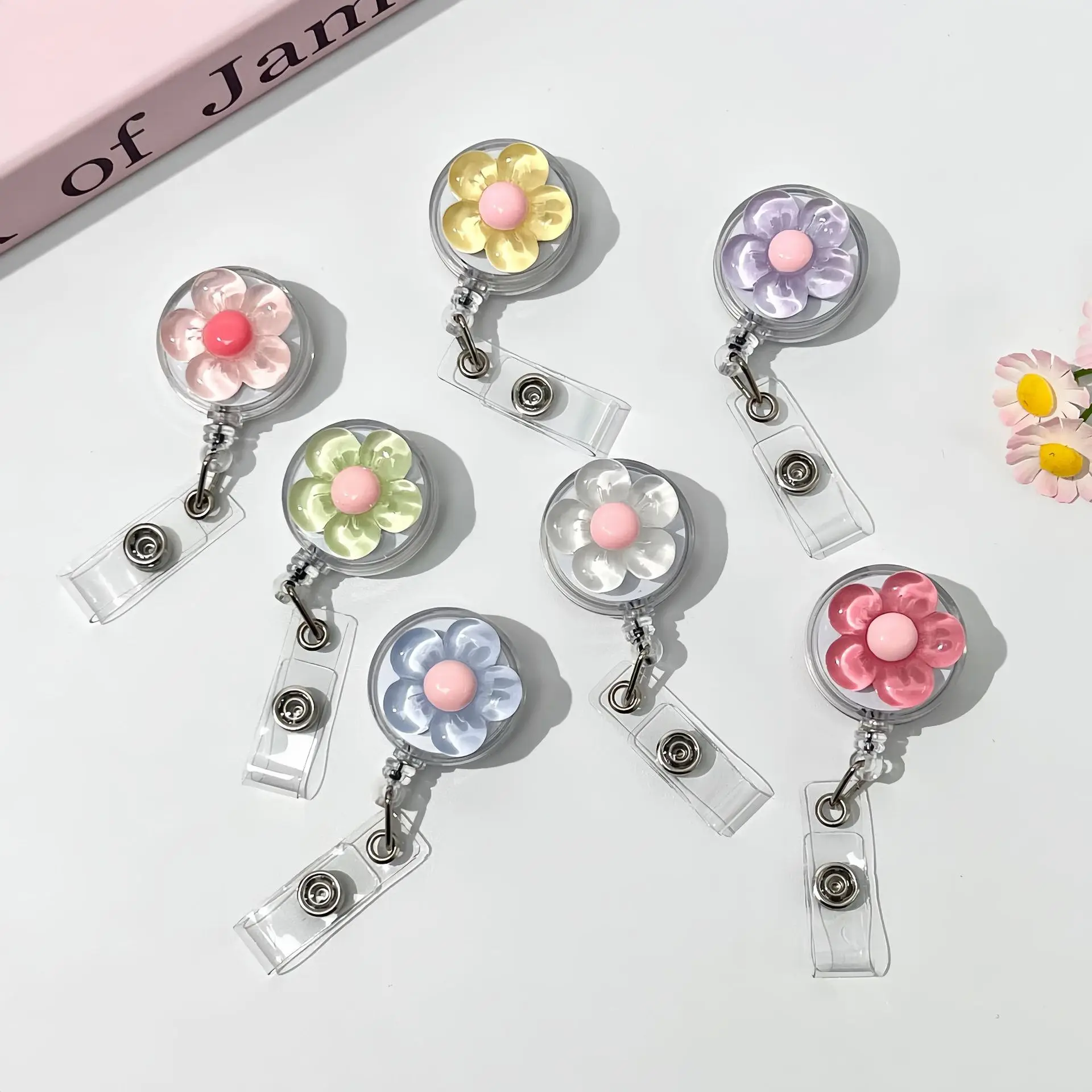 1pc Lovely Flower ID Folder Zipper Retractable Work ID Zipper Buckle Lady Badge Scroll Doctor Nurse ID Badge Folder