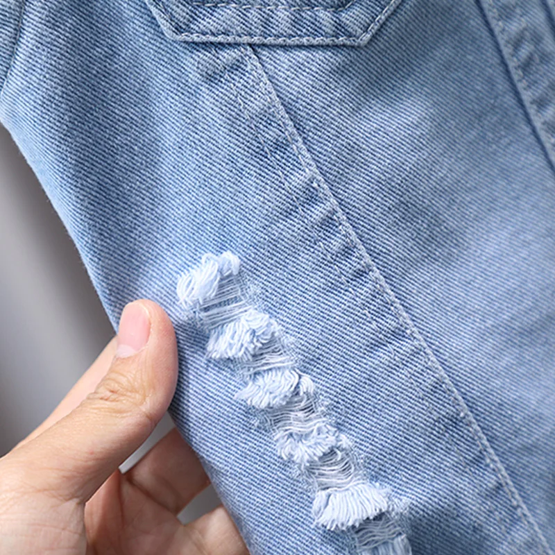 2024 Spring and Autumn Girls Fashion Embroidered Pearl Flip Collar Button Pocket Denim Vest Coat Children\'s Clothing 1-8y