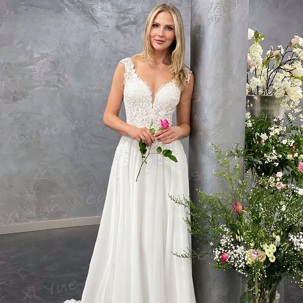 

Pretty A Line Women's Wedding Dresses Elegant Appliques Lace Bride Gowns Sexy Charming V Neck Sleeveless Vestidos Novias Boda