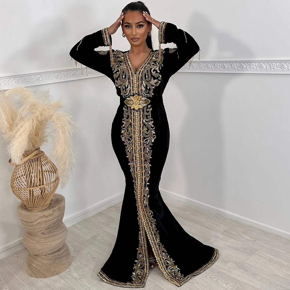 

Luxury Dubai Kaftan Evening Dress Chic Velour Embroidery Moroccan Prom Party Gown Floor Length Marriage Customized Beading