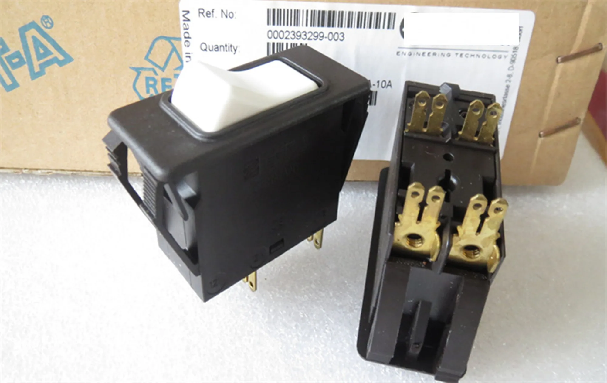 Original new 100% 3120-F321-P7T1-W02A Power Circuit Breaker Rocker Switch 10A 4pin