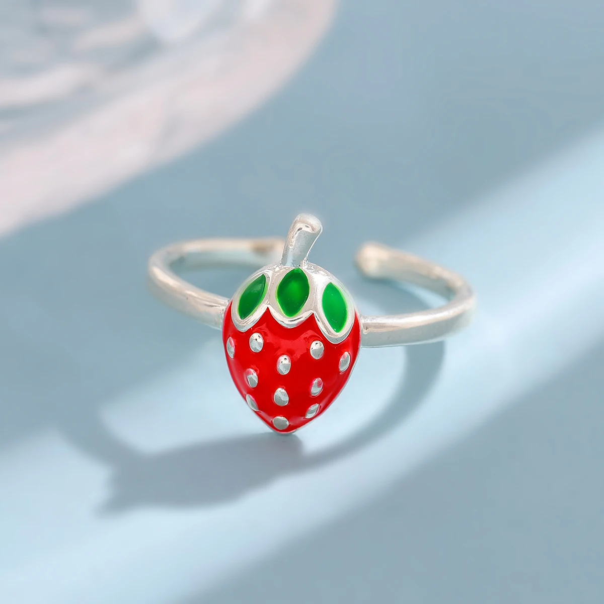 New Creative Sweet And Cute Strawberry 925 Sterling Silver Jewelry Temperament Fruit Exquisite Popular Opening Rings   R210