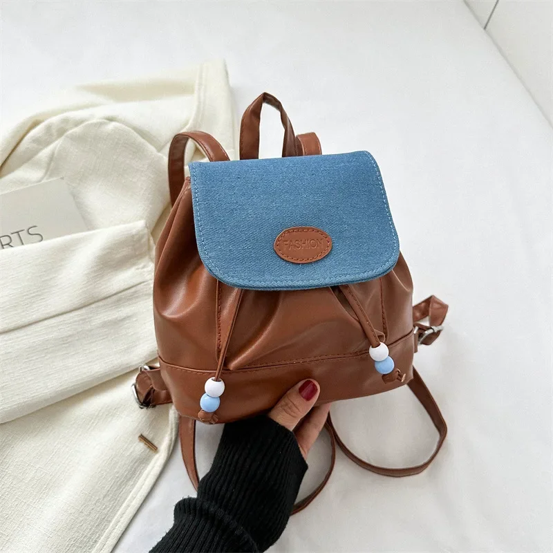 Stylish and simple casual bag backpack commuter satchel