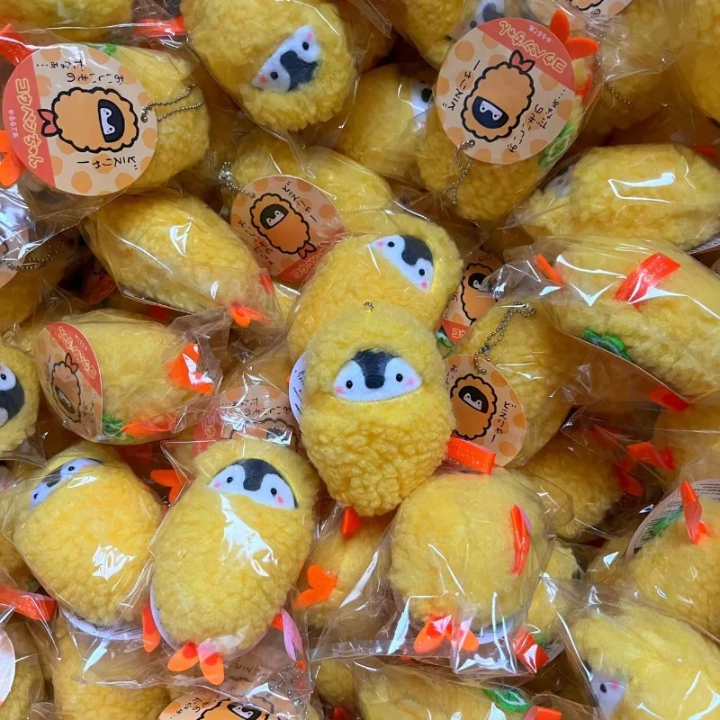 Pingüino muñeco de peluche energía positiva Tempura camarones fritos pingüino colgante dibujos animados lindo juguete de peluche pareja bolsa llavero colgante