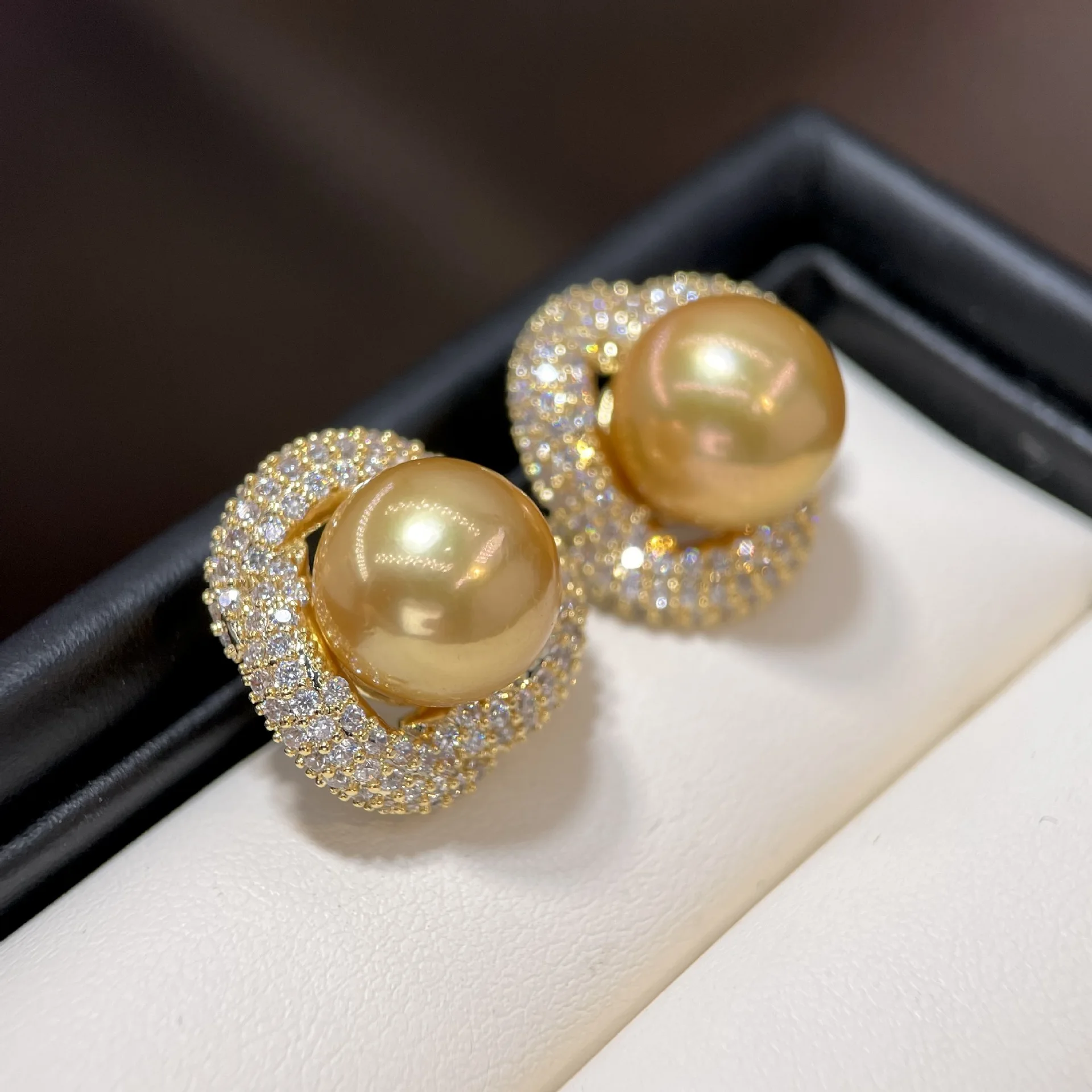 splendidi-orecchini-di-perle-rotonde-naturali-del-mare-del-sud-aaaa-da-9-10-mm-in-vero-argento-925