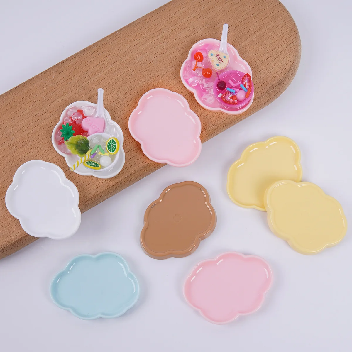 5pcs Mini Plate Cloud Tray Model Small Plates Plastic Dollhouse Play House Toys Miniature Food Play Simulation Decorations
