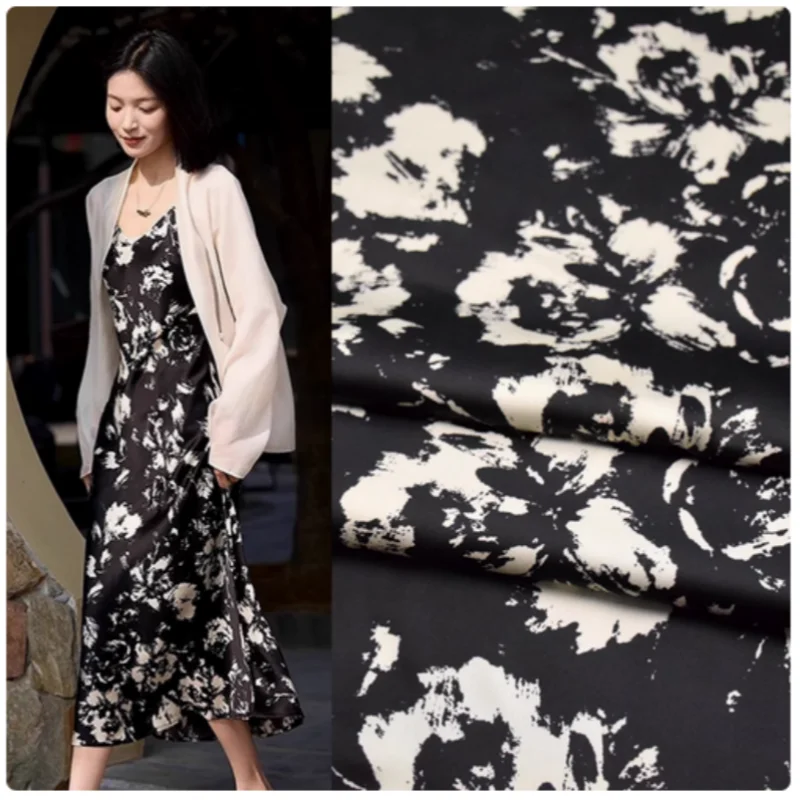

Black Bottom With Beige Big Flower Imitate Real Silk Satin Fabric, Cheongsam, Dress, Pants, Shirt, Handmade Sewing Tissue, T2351