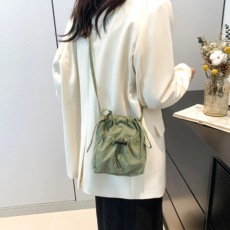 

Korean Mini Nylon Drawstring Mobile Phone Bags Casual Lightweight Large Capacity Tote Bags Cell Phone Purse Pouch