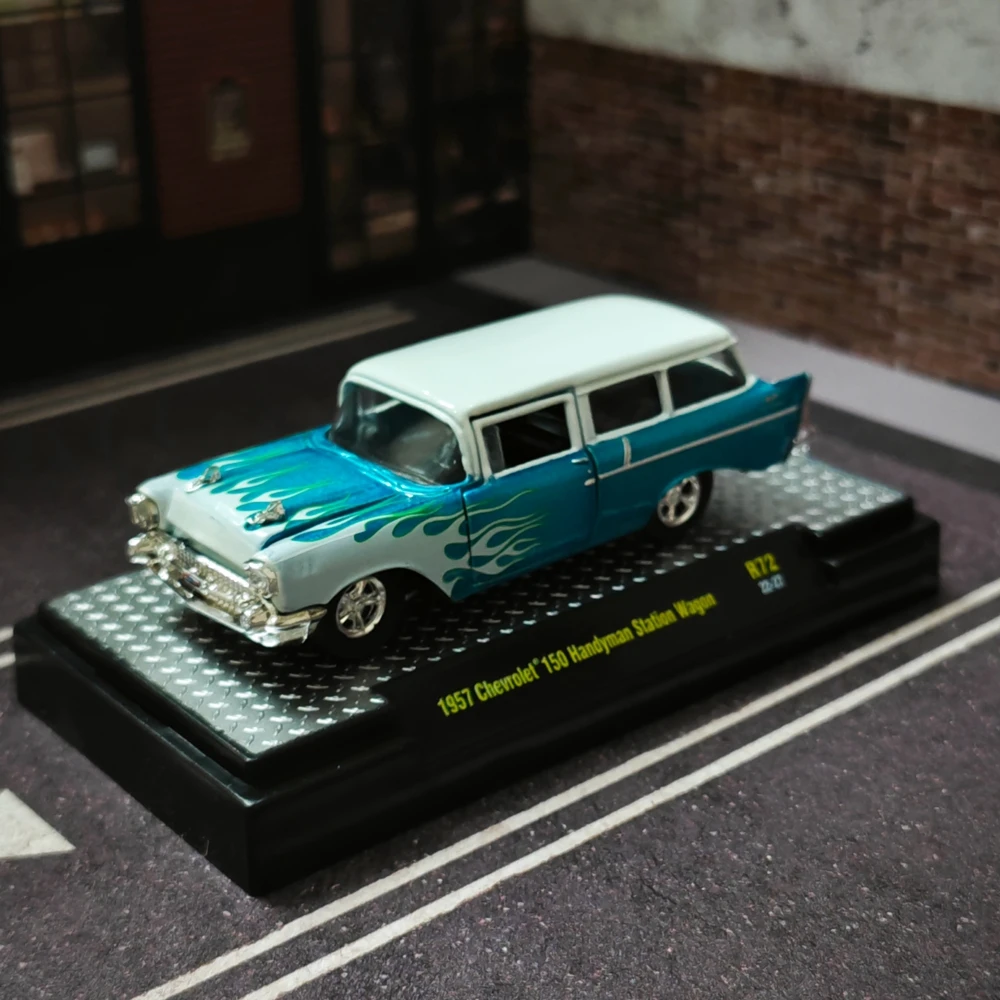 Chevrolet-Coche de juguete de aleación fundido a presión, camioneta Vintage, colección de modelos de coches de simulación, juguetes para regalos,