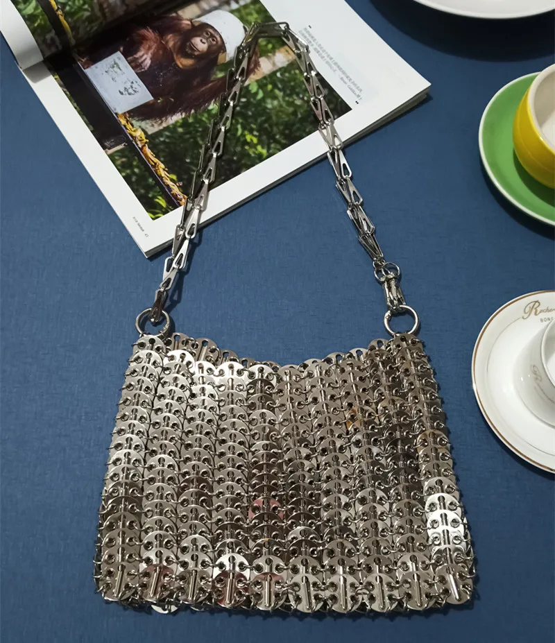 Luxury Designer Women\'s Bag Trend Hand Woven Hollow Metal Chain Tote Bag Clutch Female Bag Travel Holiday Shoulder Bag Handbag