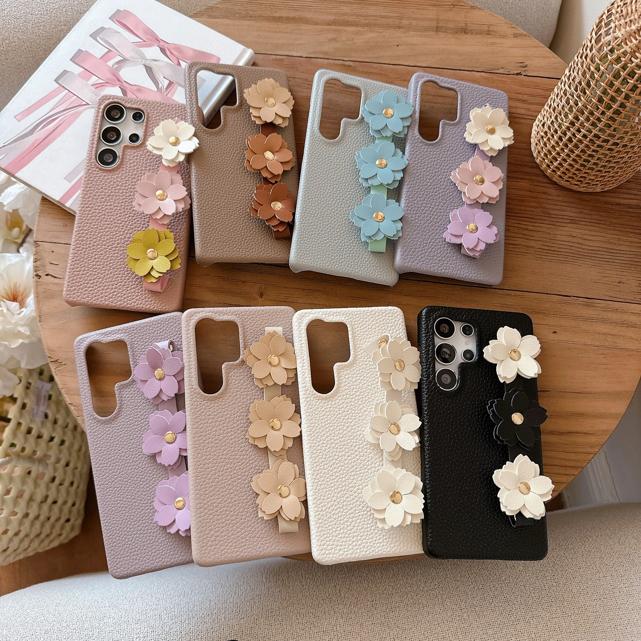 

Жесткий кожаный чехол для телефона из личи для Samsung Galaxy S25 Edge S22 S23 S24 Ultra S24FE 3D Flowers, ремешок-браслет, чехол