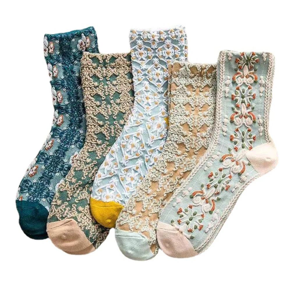 Chaussettes mi-mollet en coton rétro pour femmes, chaussettes en relief à fleurs tridimensionnelles, chaussettes chaudes élégantes, automne et hiver, 5 paires