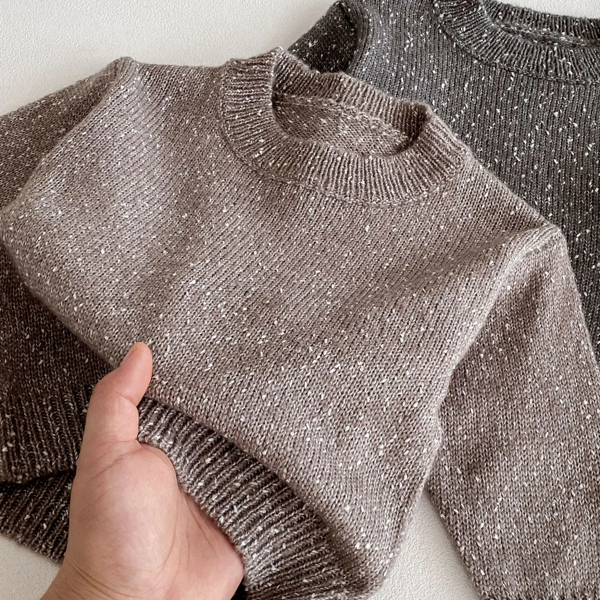 

Autumn Kids Sweater Girls Soft Knit Pullover Polka Dot Round Neck Warm Fashionable Childrens Jumper Boys Clothing