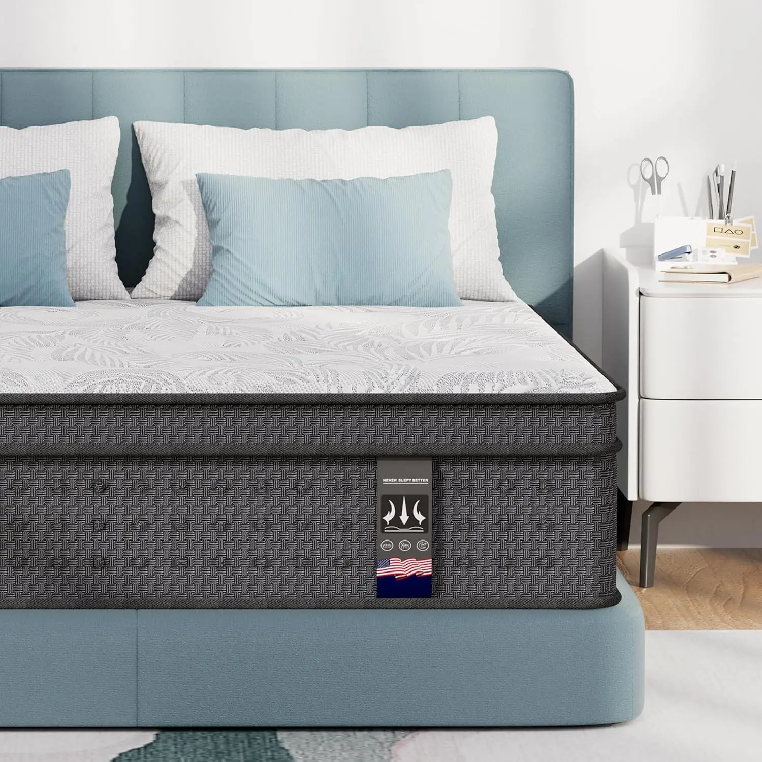 Queen Mattress 14 inch Medium Firm Hybrid Mattresses with Cooling Gel Memory Foam Queen Mattress in a Box Independent Spring for