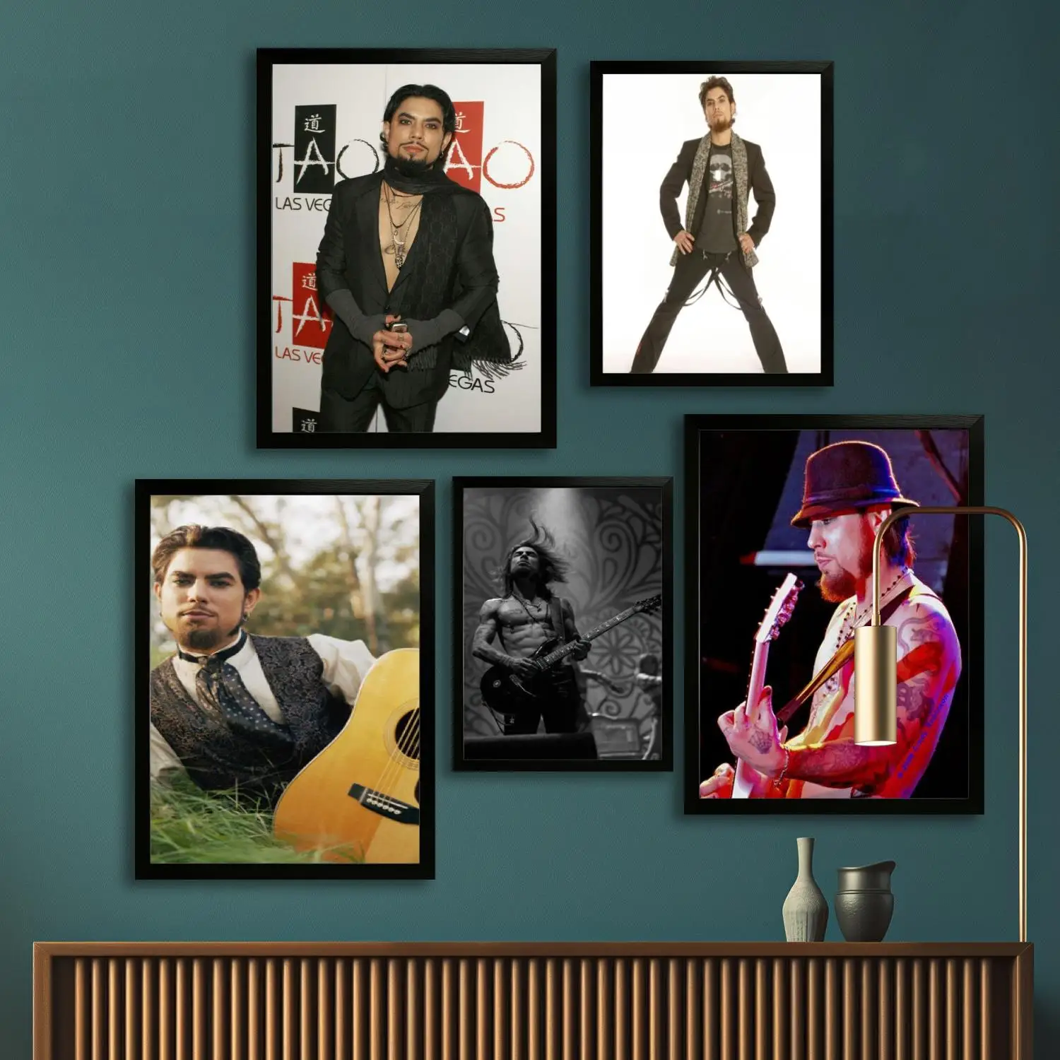 

dave Navarro Canvas Art Poster and Wall Art Picture Print, Modern Family Bedroom Decor Posters,Decorative painting