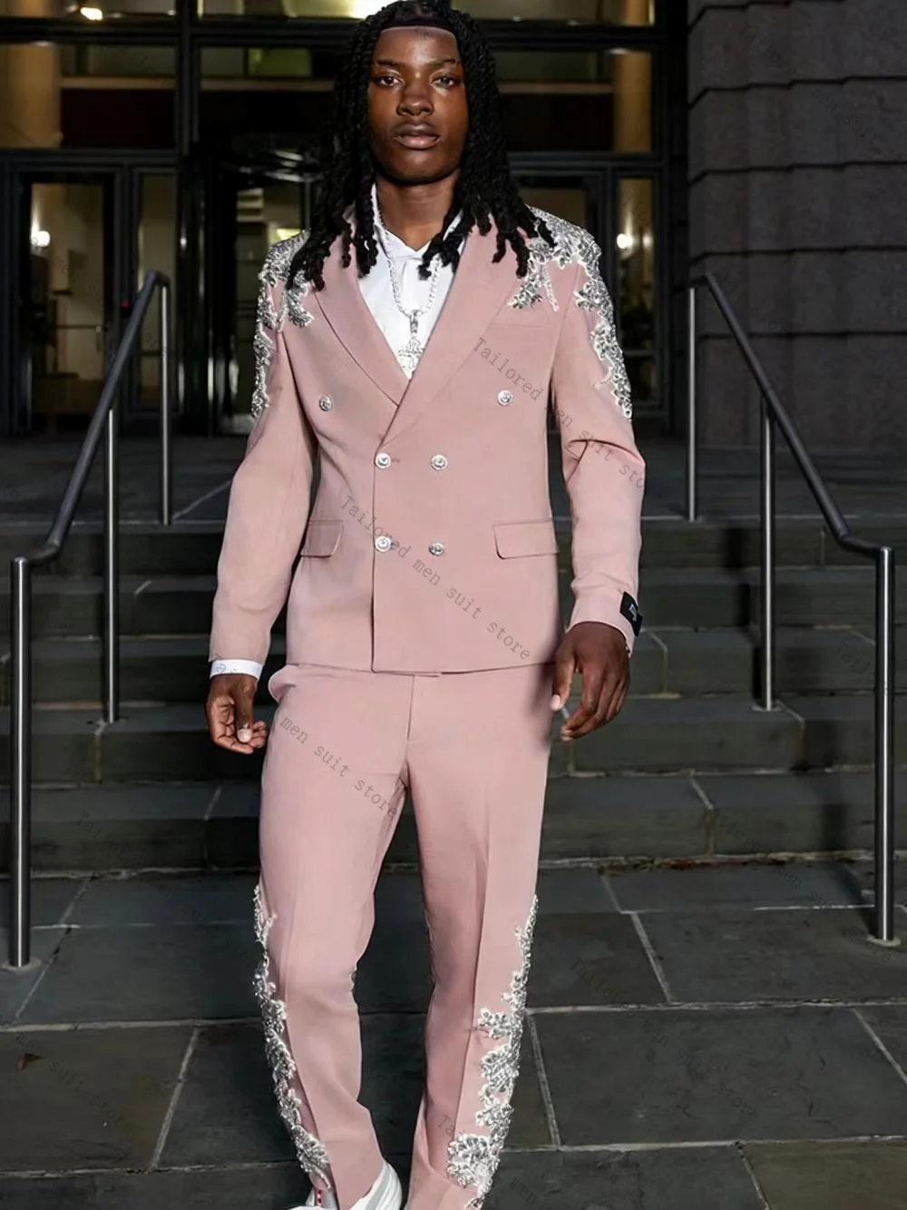 

Pink Cotton Men Suits Pants Set 2 Pcs Blazer+Trousers Appliqued Groom Wedding Tuxedos Jacket Formal Office Business Coat Outfit