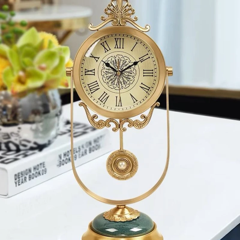 

Винтажные латунные настольные часы, европейские минималистичные каминные часы для прихожей/гостиной, современный домашний декор, роскошные настольные часы, декор