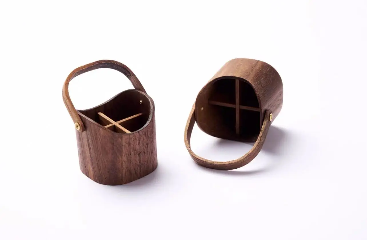 Miniature Vintage Table and Chair Furniture Props Doll House Biscuit Storage Bucket Wood Grain Basket Model Blythe Mini Milk Toy