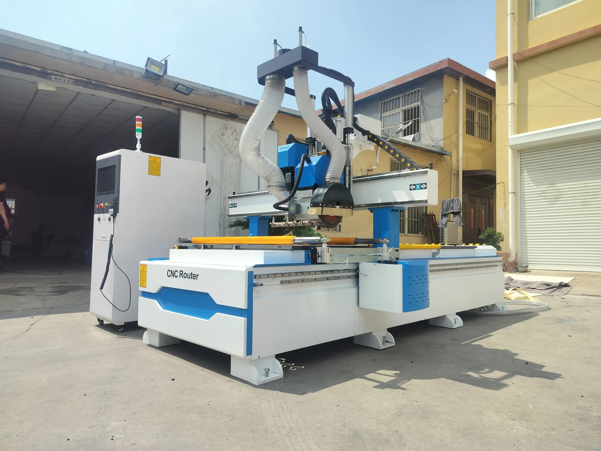 Robotec Multi Function 3d CNC Router Machinery ATC Systerm with Horizontal Spindle 1325 1530 Wood Cutting Machine With Nesting