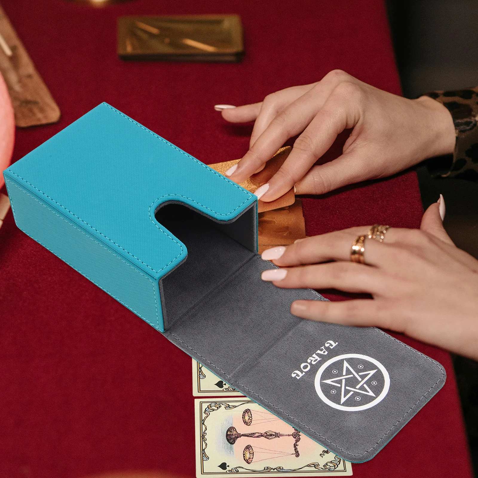 

Tarot Storage Box 255 Model Purple PU Magnetic Closure Portable Game Card Organizer Container Sealed Lid