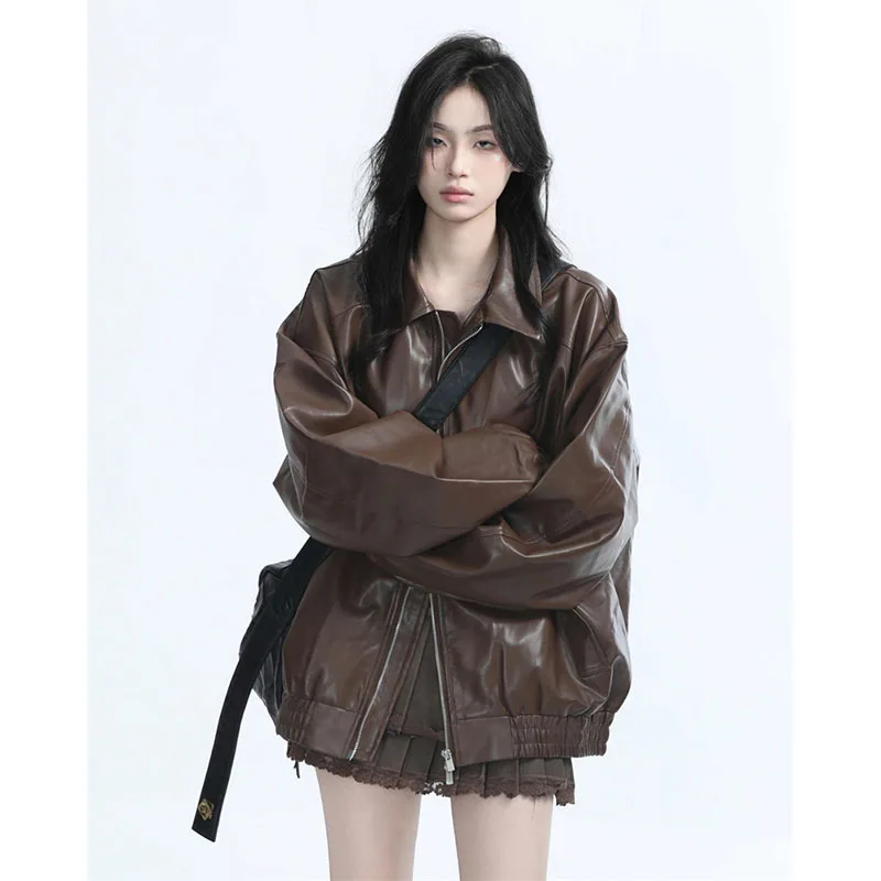 Abrigo de cuero PU de alta calidad para mujer, chaqueta de cuero nueva para primavera y otoño, prendas de vestir para motocicleta, prendas de vestir Retro americanas para mujer, tendencia 2025