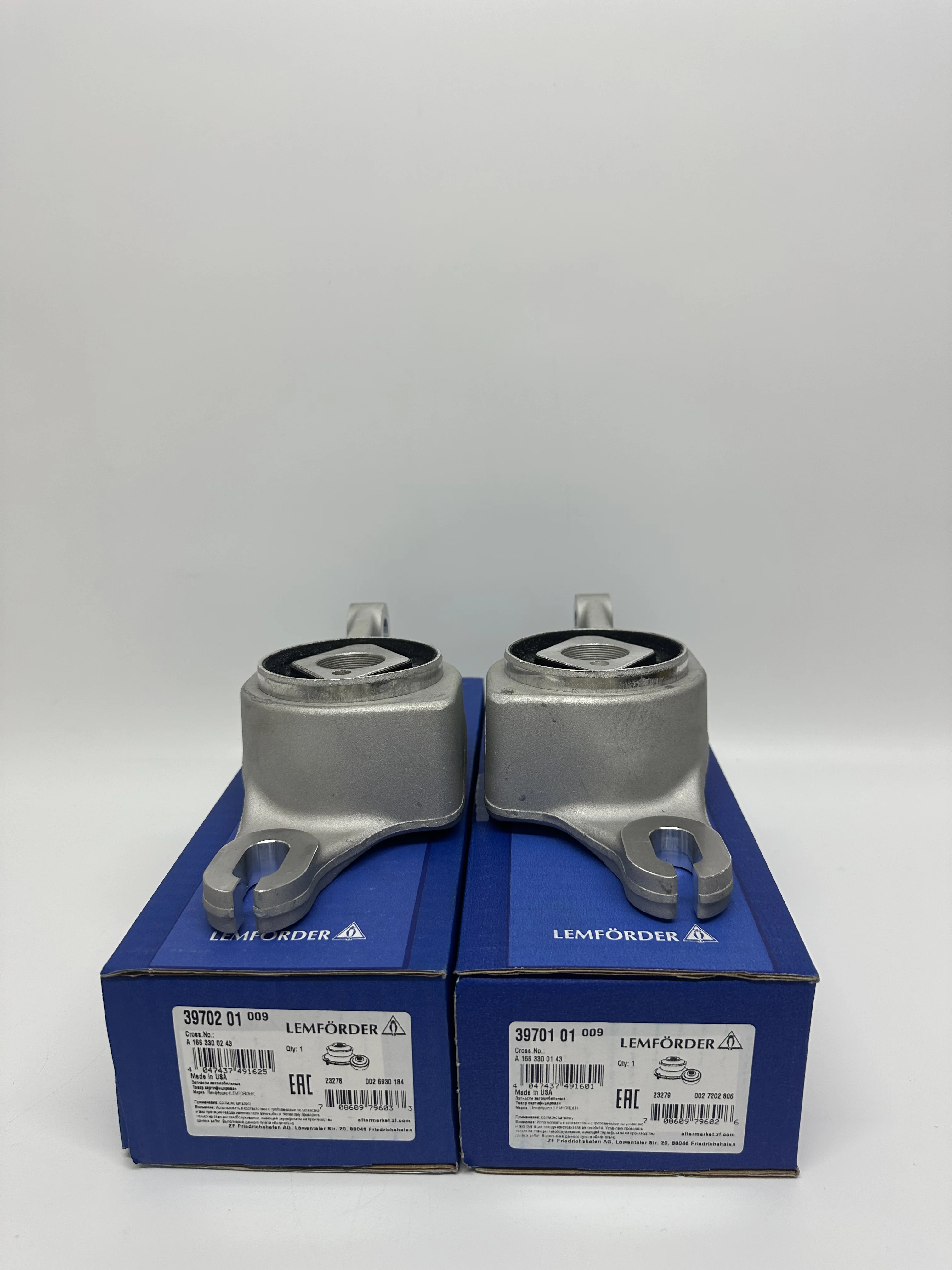 

1663300143,1663300243 Lower arm bushing L/R for Mercedes-Benz W64,W166,ML350,GL350,R300,GL450 with VIN check