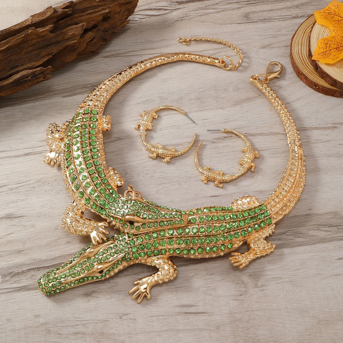 Europe and America Vintage Women\'s Jewelry Sets Multi Colors Crocodile Rhinestone Pendnts Choker Necklace Hoop Earrings Set New