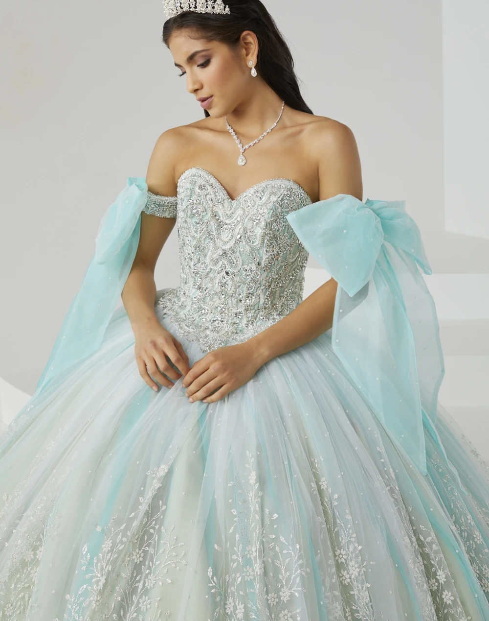 فستان لورينسيا النعناع Quinceanera ، ثوب الكرة الوردي ، يزين الحبيب حمالة ، الكريستال الخرز ، الحلو 16 فستان حفلة ، 2023 ، 2023