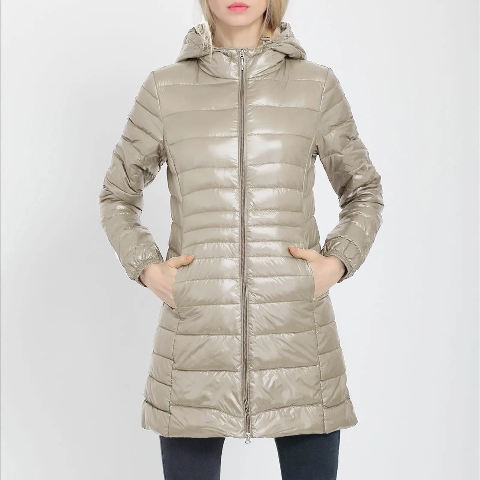 Women Spring/Autumn Ultra Lightweight Quilted Jacket 2024 New Woman Water And Wind-Resistant Big Size Women Solid Hoodies Coat