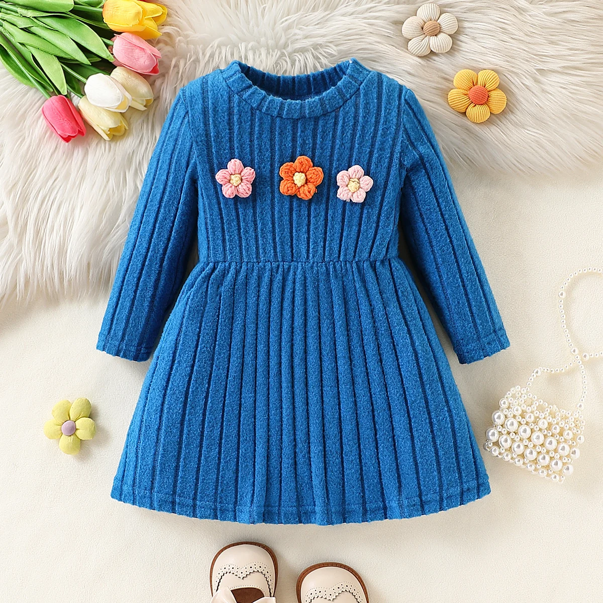 Baby girl baby casual fleece pit stripe three-dimensional flower decoration small high collar long sleeved waist cinching dress