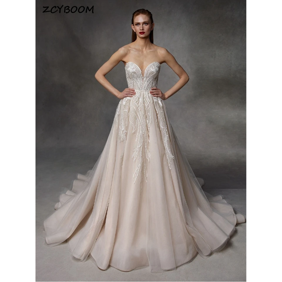 Charming Sweetheart Appliques Sleeveless Wedding Dresses 2024 A-Line Floor Length Court Train Open Back Tulle Zipper Bridal Gown