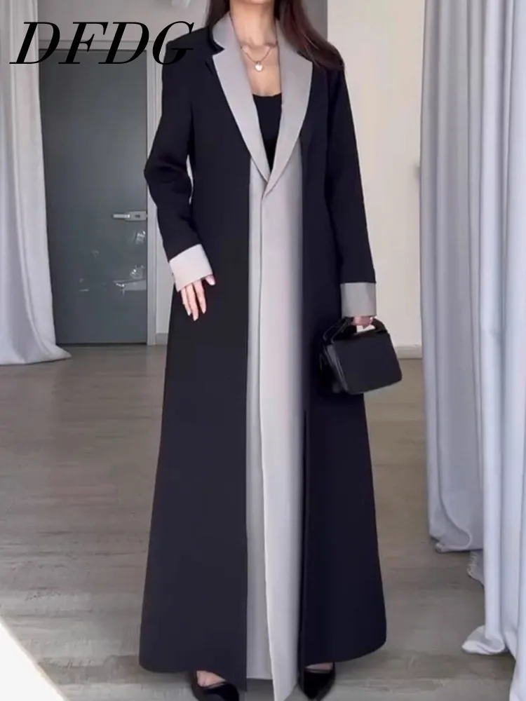 DFDG Colletto ribaltabile Falso in due pezzi Splicing 2025 Primavera Nuove donne Stile lungo Pavimento Trascinando Design Giacca di alta qualità