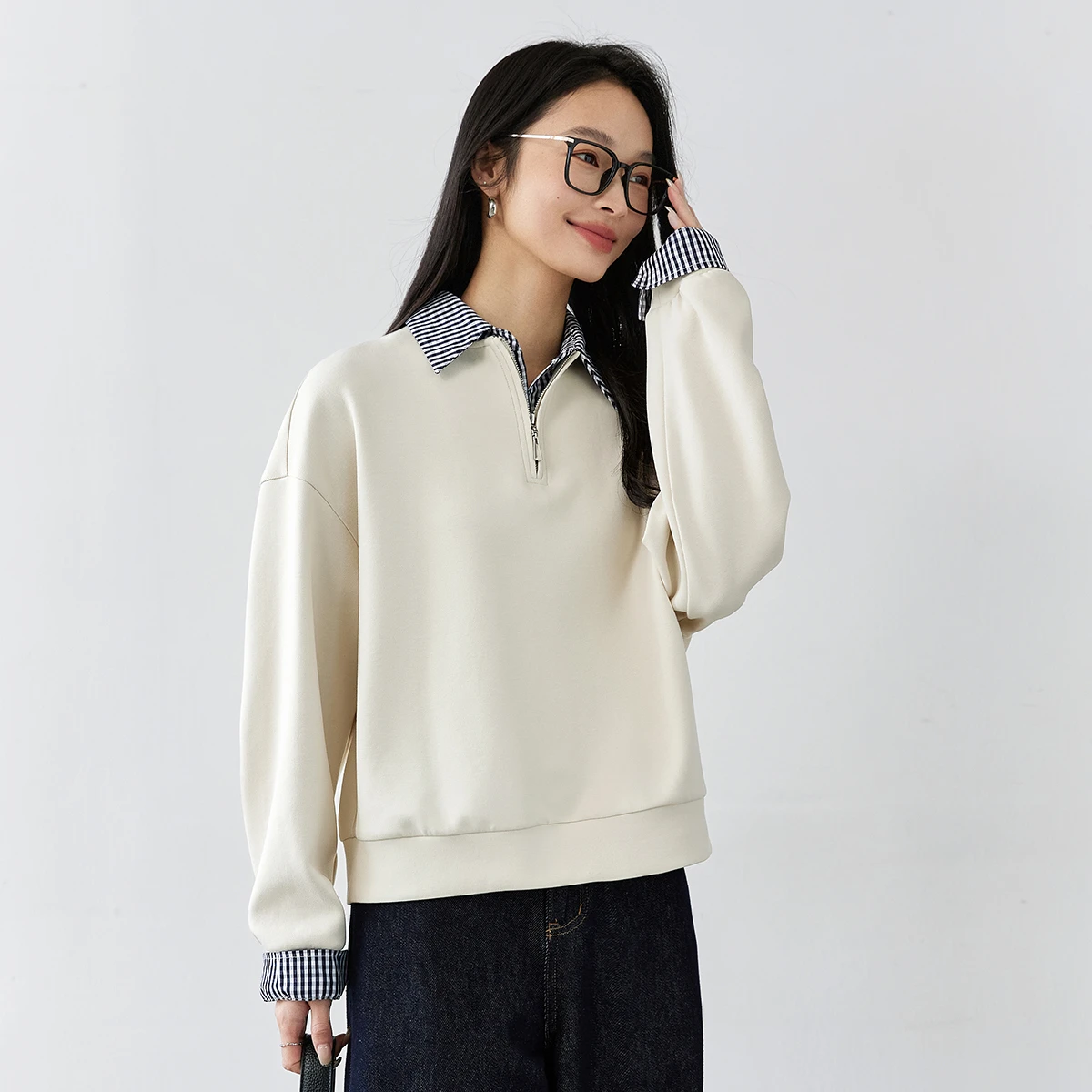 VIMLY Fashion Casual Fake‑two‑piece Sweatshirt 2026 Fall Plaid‑spliced Shirt‑collar Loose-fit Pullover Elegant Female Tops A0083