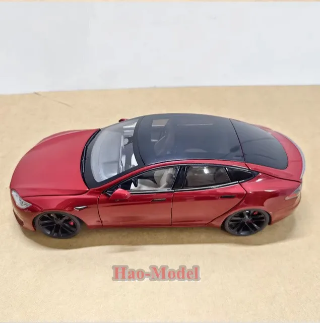 

Масштабная модель электромобиля TESLA MODEL S 1:18 из литого сплава, коллекционная, для демонстрации, подарок