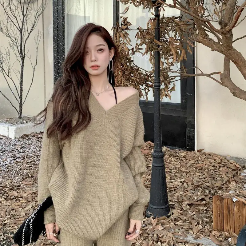 

Women Knitted Pullover V-neck Sweater Clothes Autumn Winter Basic Soft Elegant Warm Knit Trousers Casual Simple Style Korean