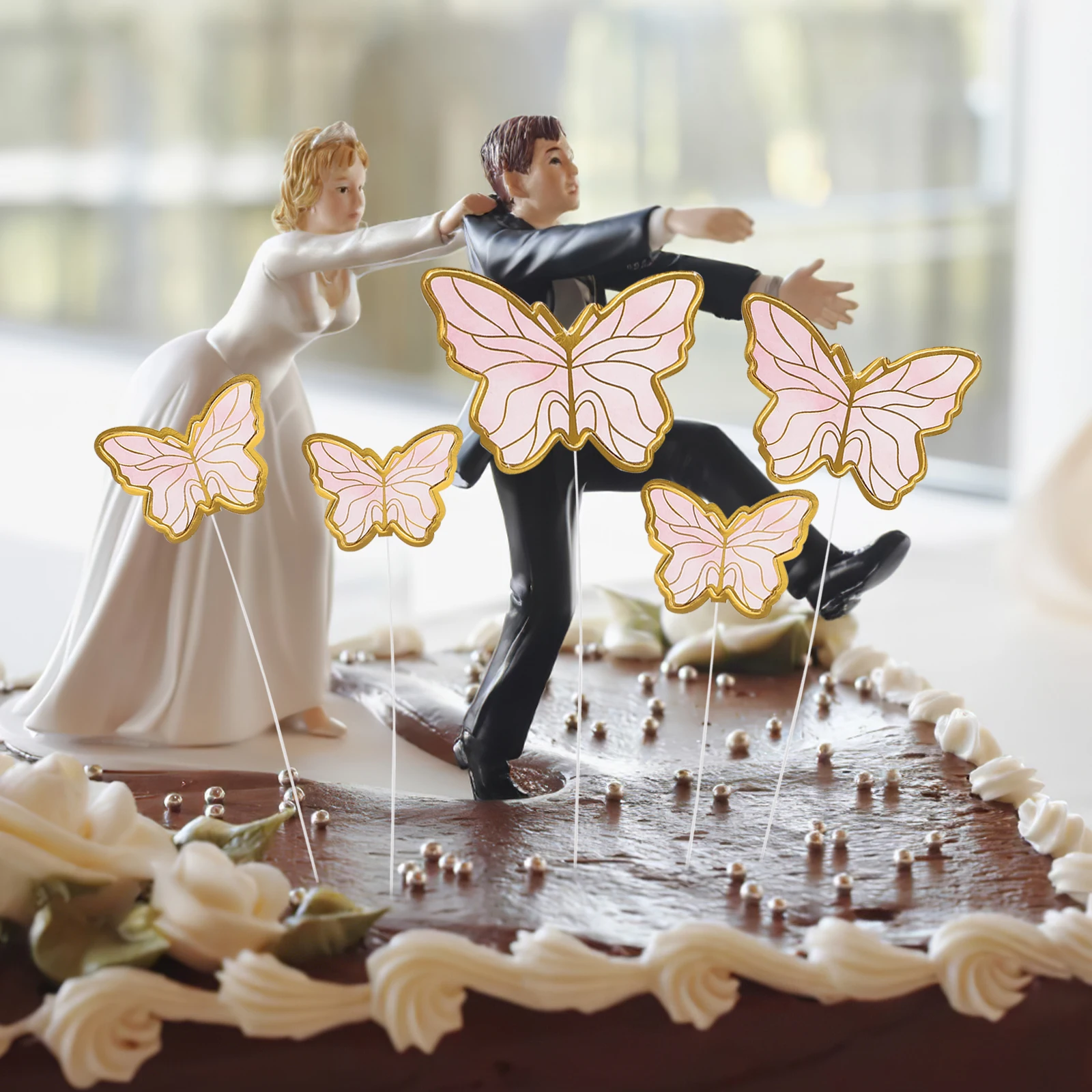 

1Set Butterfly Cake Decoration Birthday Cake Topper Wreath Ring Picks Lightweight Decorative for Party Delicate Cupcake Topper