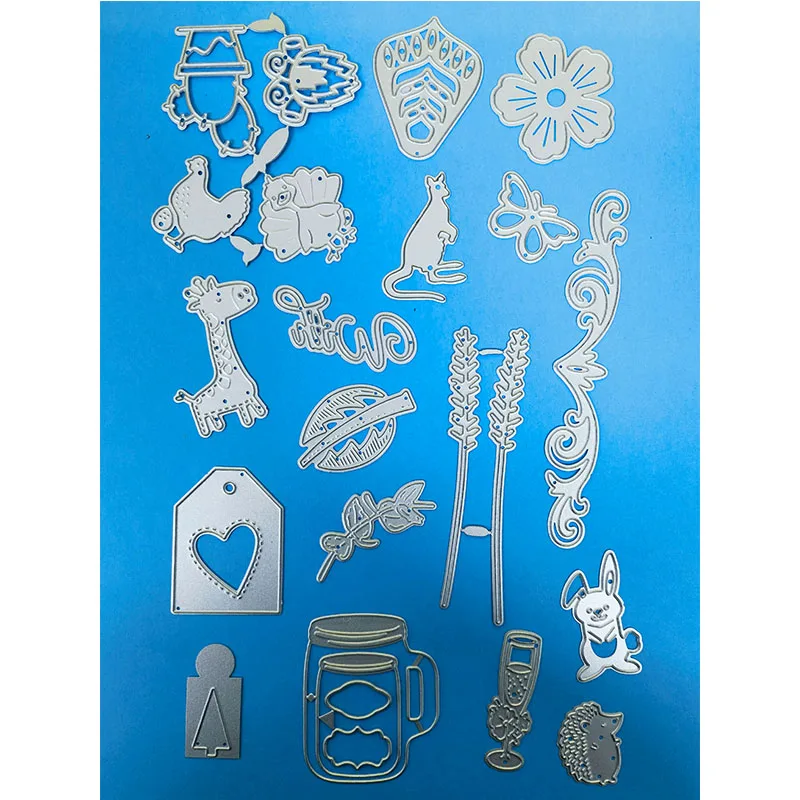 Randomly Select The Latest Metal Cutting Molds With Decorative Backgrounds Such As Lucky Bags, Small Animals, Lace, Flower Leave