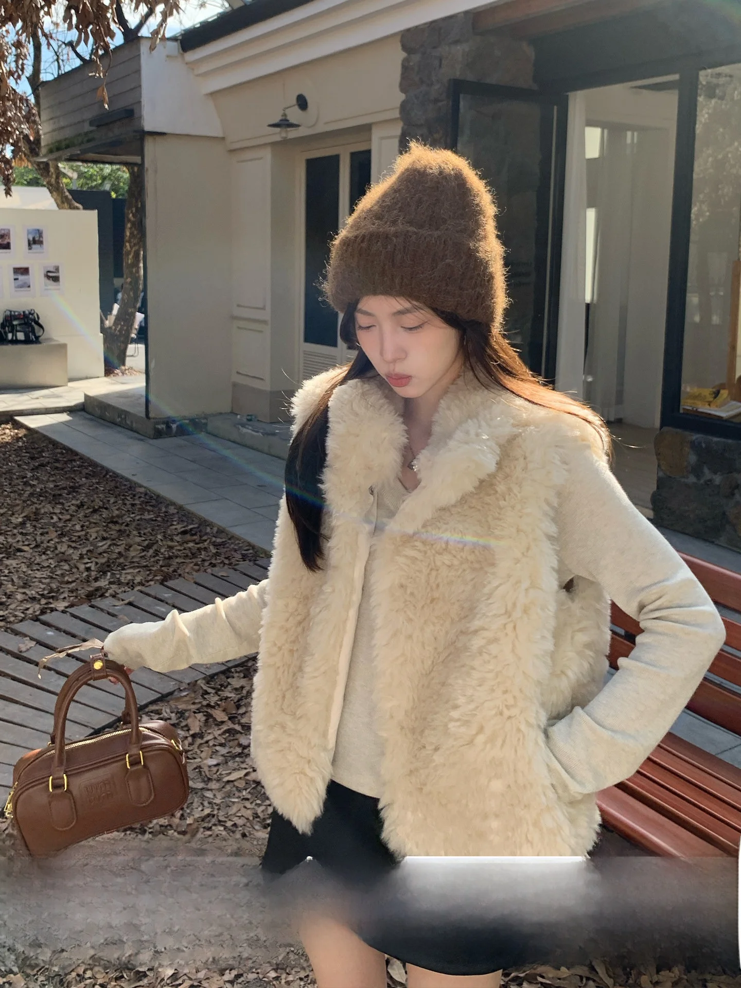 

Женская меховая жилетка Morning Bloom с воротником-стойкой, теплая, для многослойного образа, свободный крой, в корейском стиле, с деталями на молнии