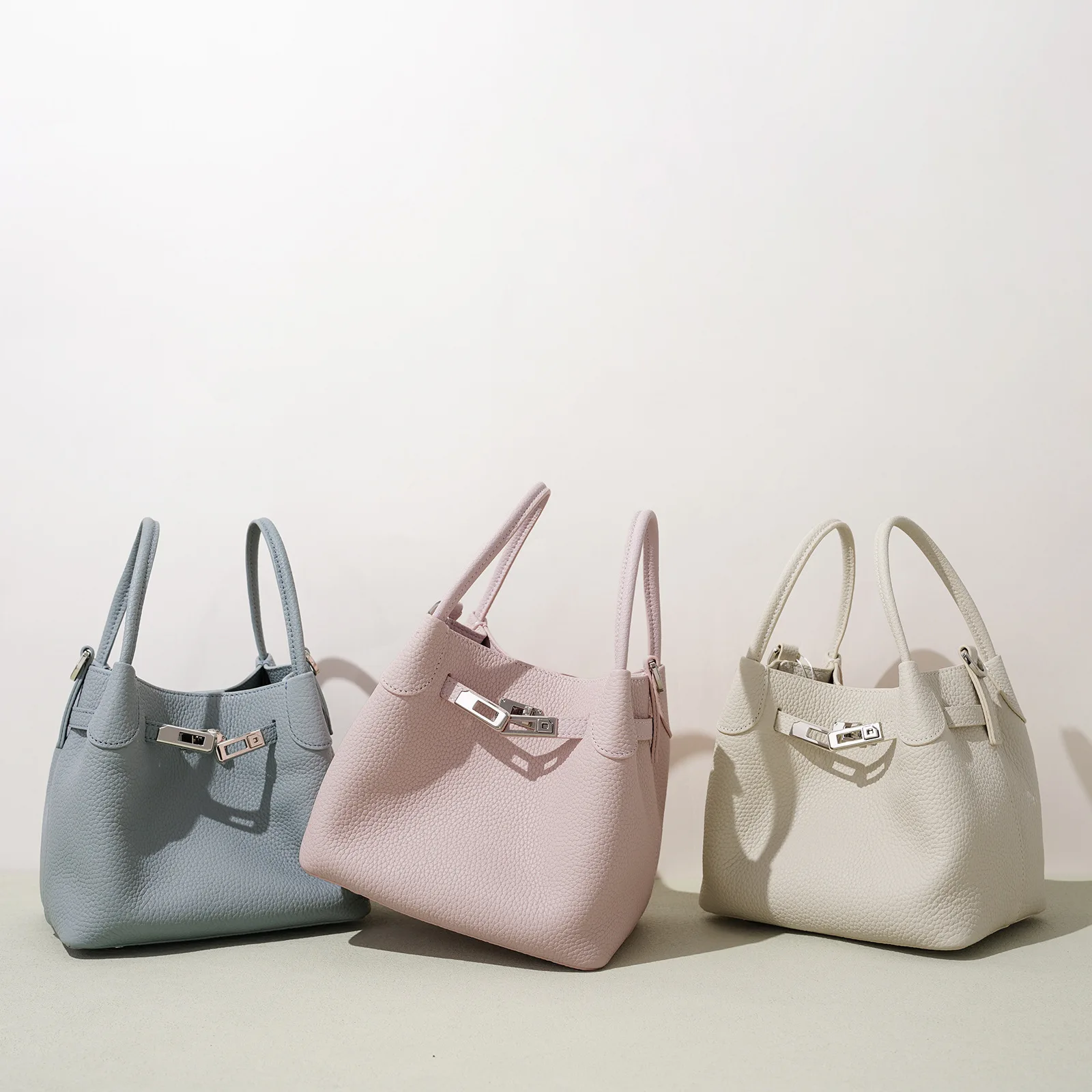 Early Spring Genuine Leather Basket Bag Women Versatile Shoulder Crossbody Bag Fashion Bucket Bag Luxury Daily Commute Handbag