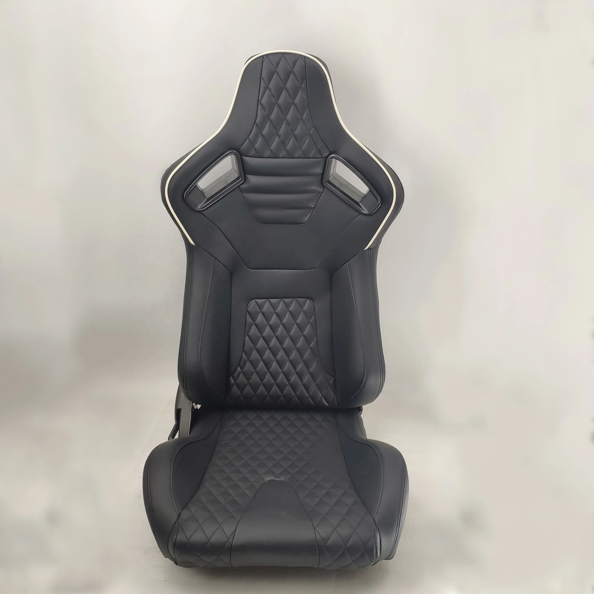 

2 шт. универсальные гоночные сиденья 1087/1041 с индивидуальным логотипом, низкий MOQ, объемный стереоэффект