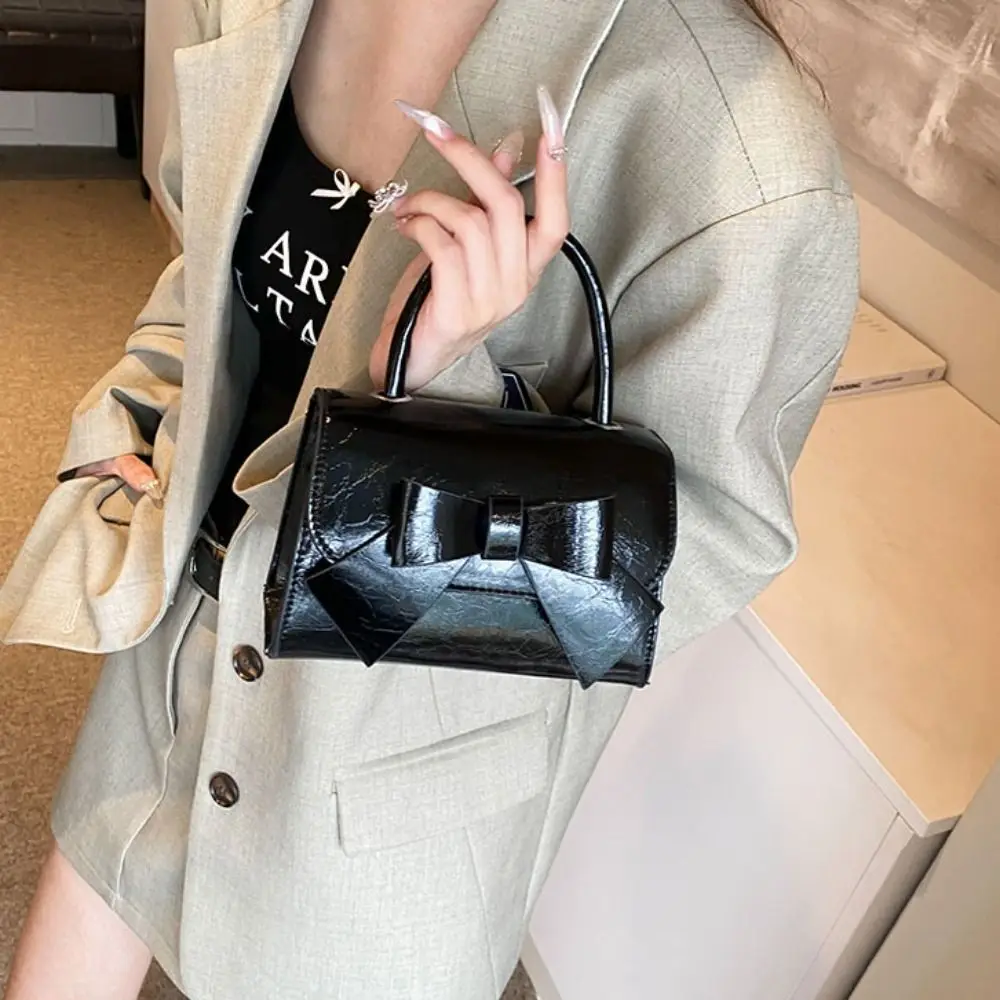 

Portable Y2k Bow Shoulder Bag Solid Color Korean Style Bowknot Armpit Bag Messenger Bag PU Leather Women Handbag Daily