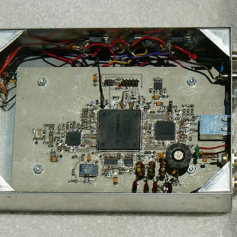 

SDR RF Experimental Platform, Software Radio Transceiver 100KHz-2GHz Multi-mode